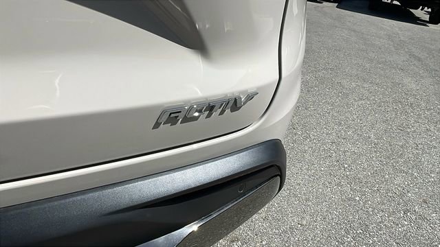 New 2026 Chevrolet Trax ACTIV FWD image 31
