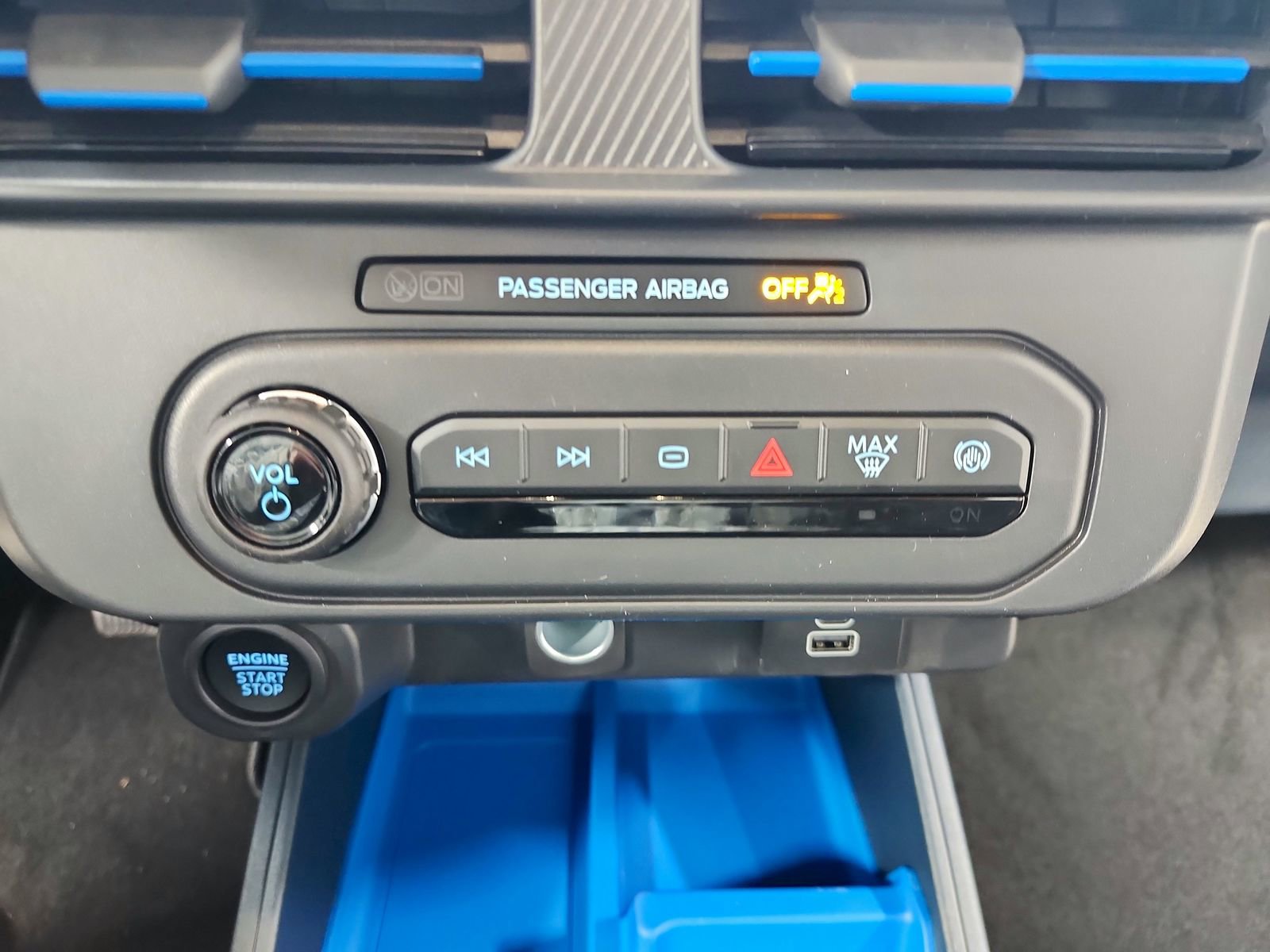 New 2026 Ford Maverick XLT w/ XLT Luxury Package image 30