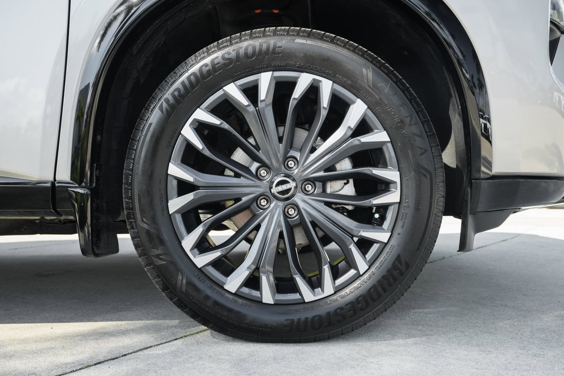 Used 2025 Nissan Rogue Platinum w/ Platinum Premium Package image 30