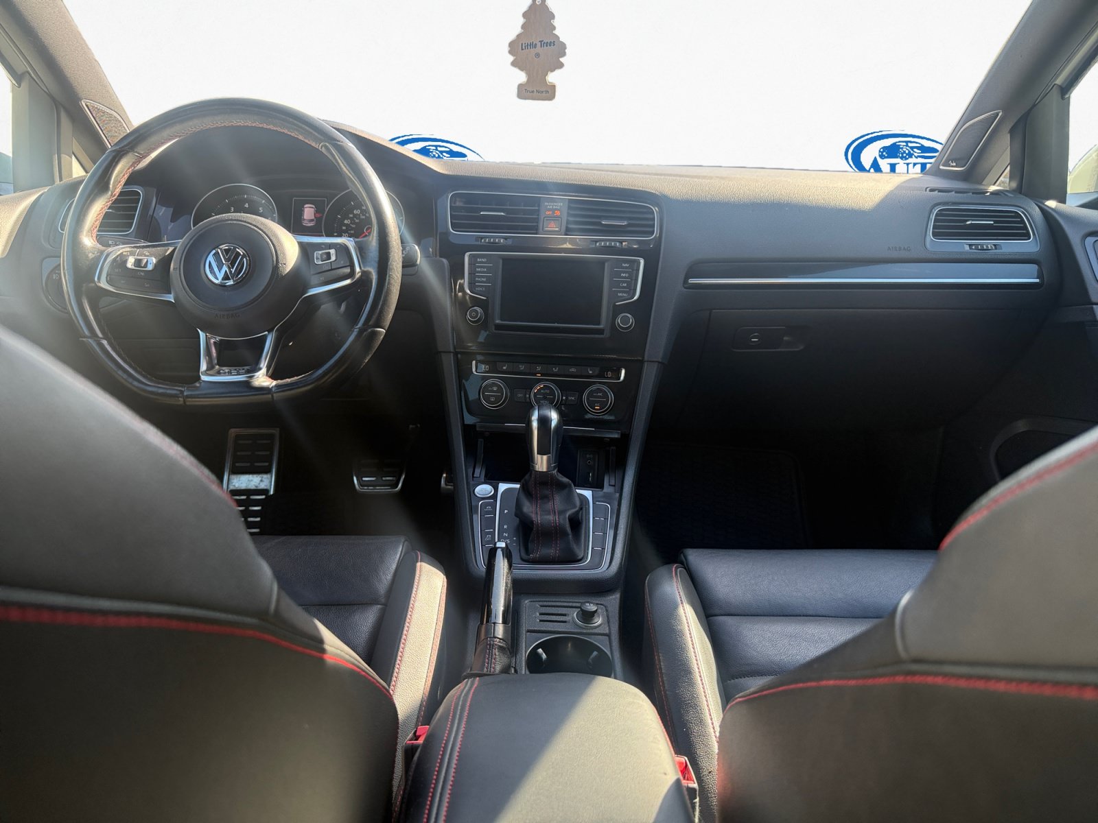 Used 2016 Volkswagen GTI Autobahn w/ Lighting Package (SEL) FWD image 13
