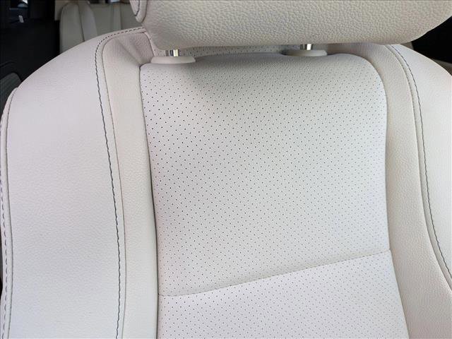 Used 2024 Mercedes-Benz GLE 450 4MATIC image 18