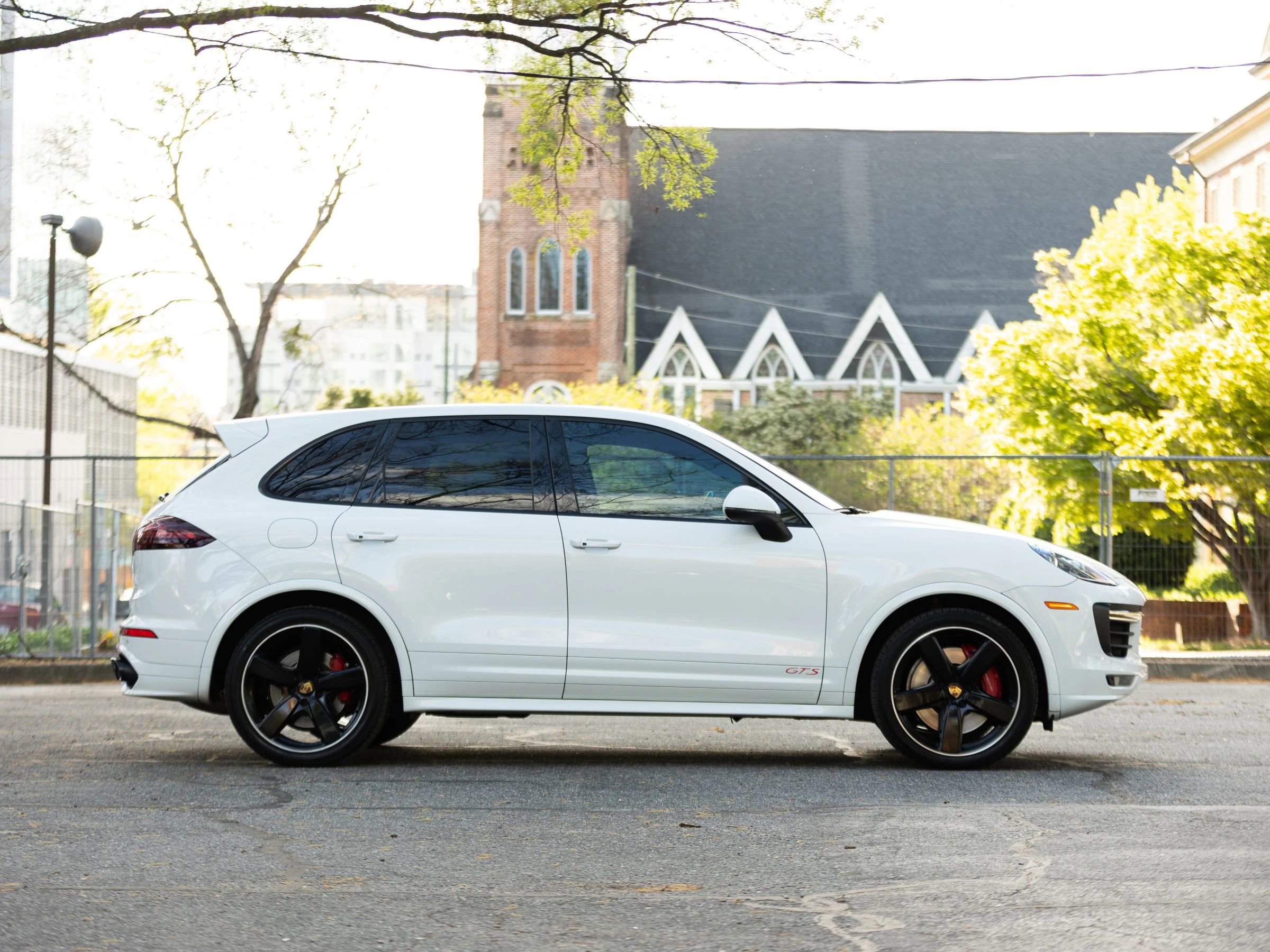 Used 2017 Porsche Cayenne GTS AWD/4WD image 7