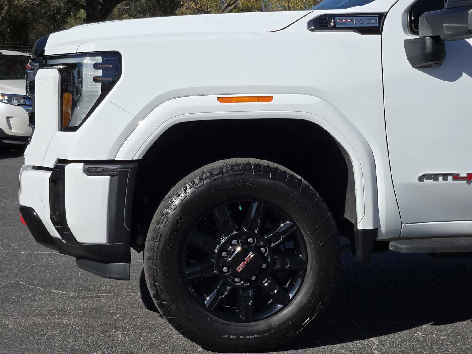 Certified 2025 GMC Sierra 2500 AT4 w/ Technology Package image 7