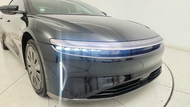 Used 2024 Lucid Air Pure RWD image 88