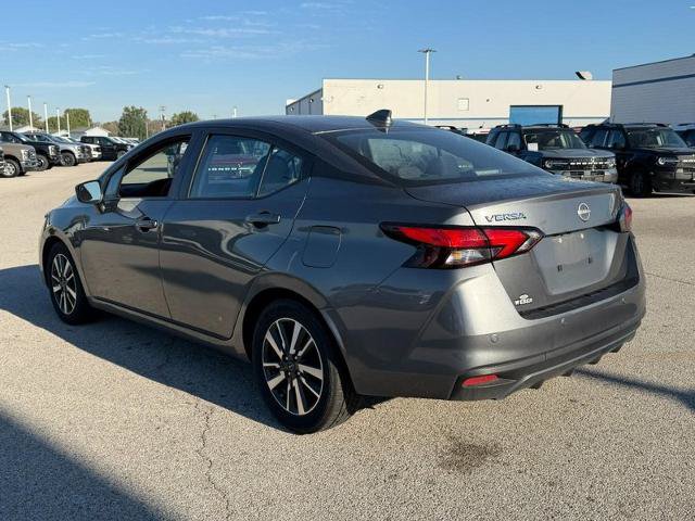 Used 2024 Nissan Versa SV FWD image 2