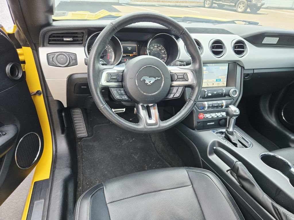 Used 2016 Ford Mustang GT Premium w/ Equipment Group 401A RWD image 10