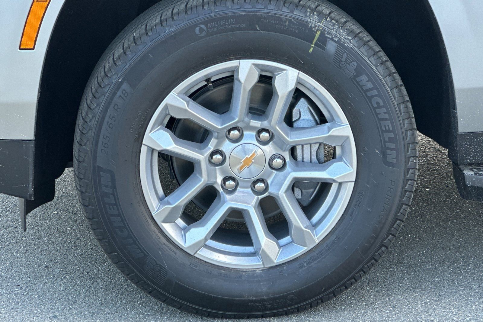 New 2026 Chevrolet Suburban LS AWD/4WD image 35
