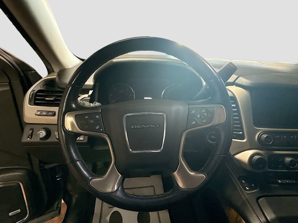 Used 2019 GMC Yukon XL Denali image 11