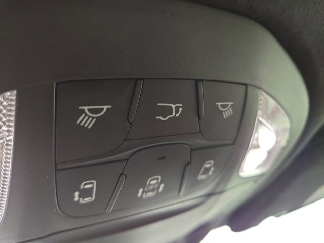 Used 2021 Chrysler Pacifica Pinnacle AWD/4WD image 28