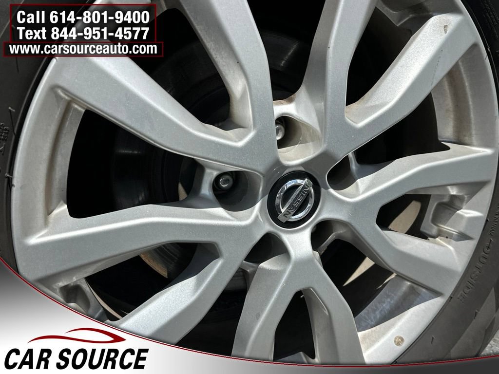 Used 2018 Nissan Rogue SV AWD/4WD image 20