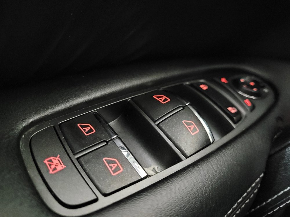 Used 2020 Nissan Armada SL w/ Premium Package image 27