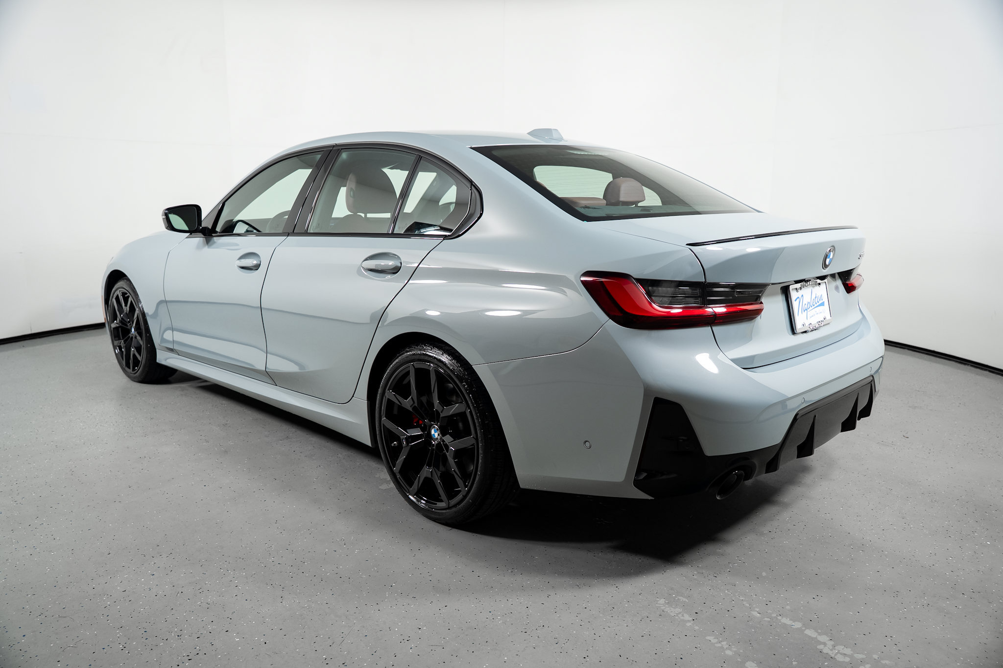 Used 2026 BMW 330i Sedan RWD image 12