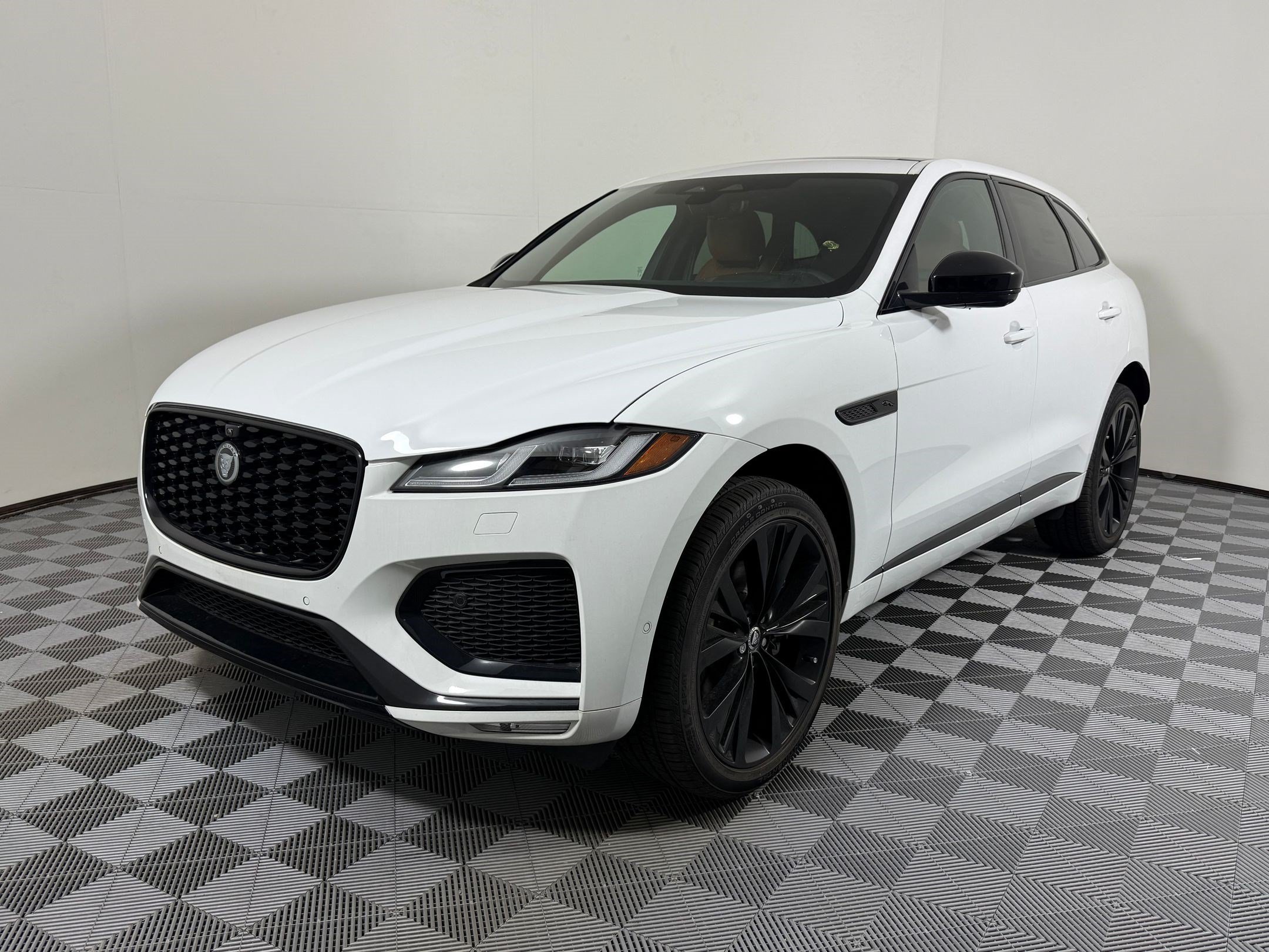 New 2026 Jaguar F-PACE R-Dynamic S