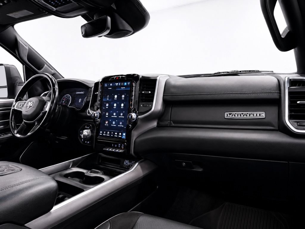 Used 2023 RAM 1500 Laramie AWD/4WD image 19