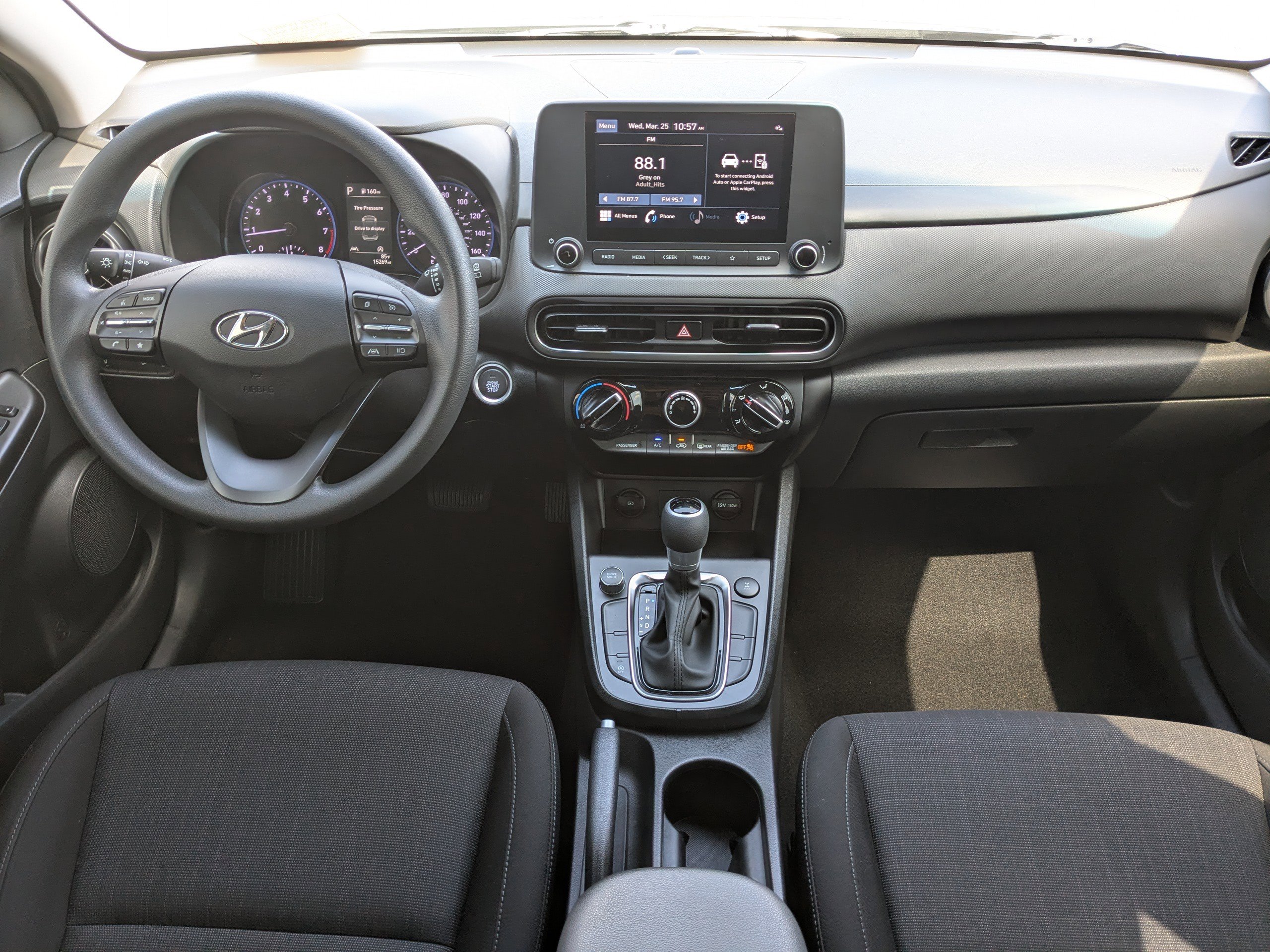 Used 2023 Hyundai Kona SEL image 17