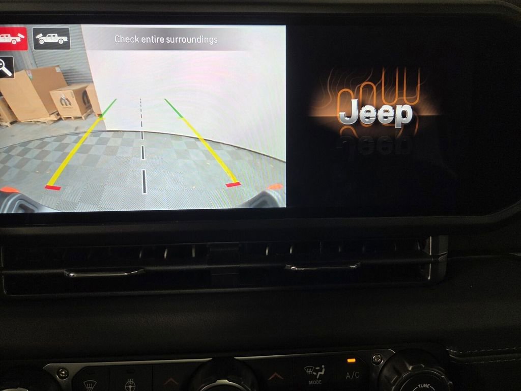 New 2026 Jeep Gladiator Mojave AWD/4WD image 10