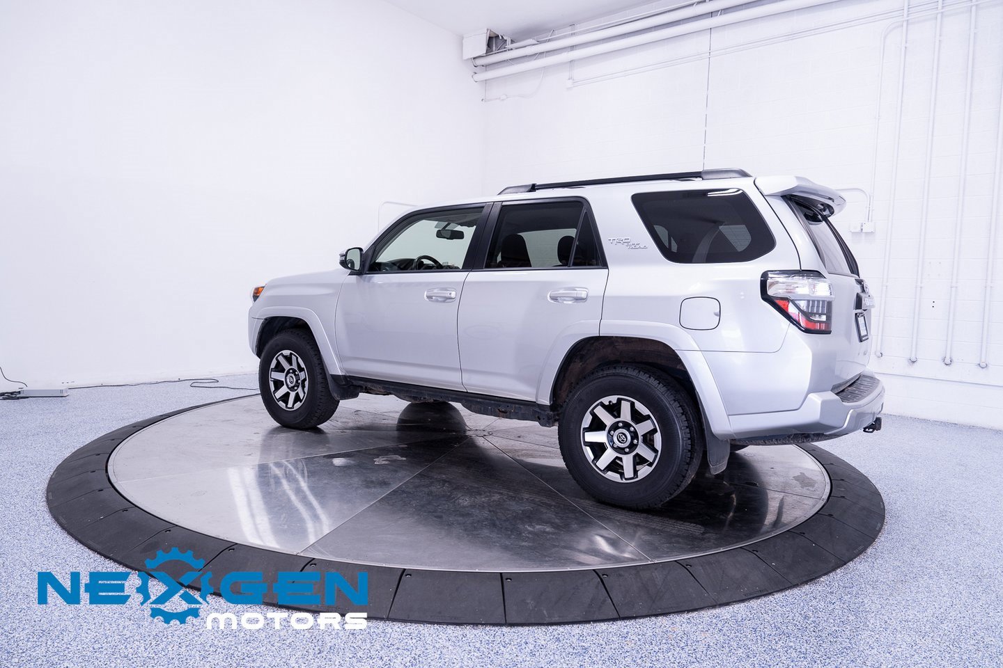 Used 2019 Toyota 4Runner TRD Off-Road Premium image 31