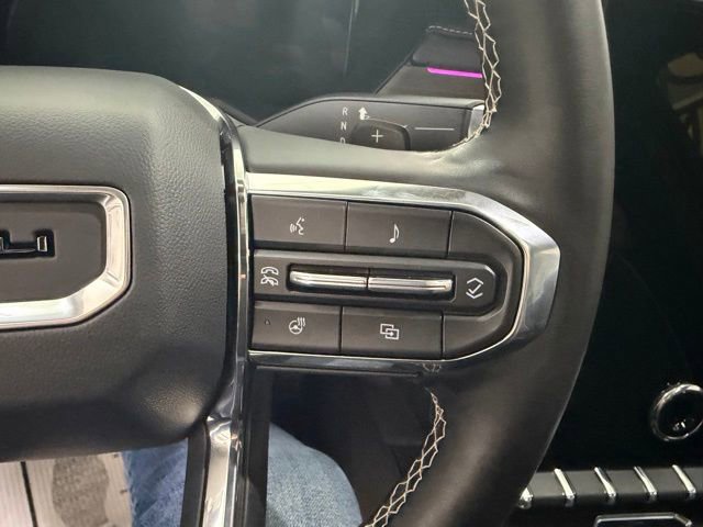 Used 2026 GMC Acadia Denali AWD/4WD image 15