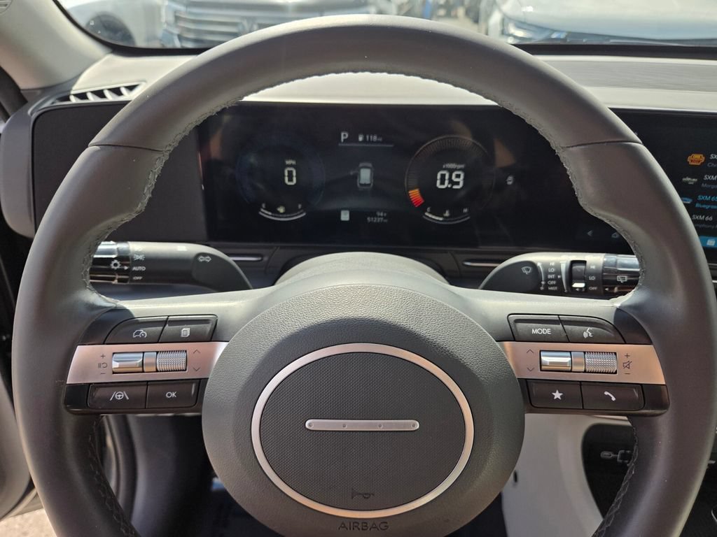 Used 2024 Hyundai Kona SEL FWD image 28