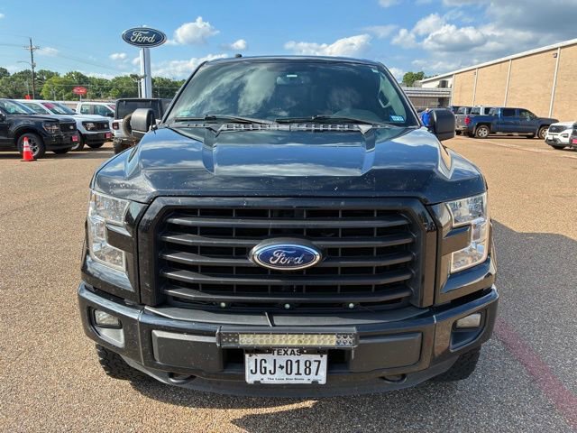 Used 2016 Ford F150 XLT w/ Equipment Group 302A Luxury AWD/4WD image 2