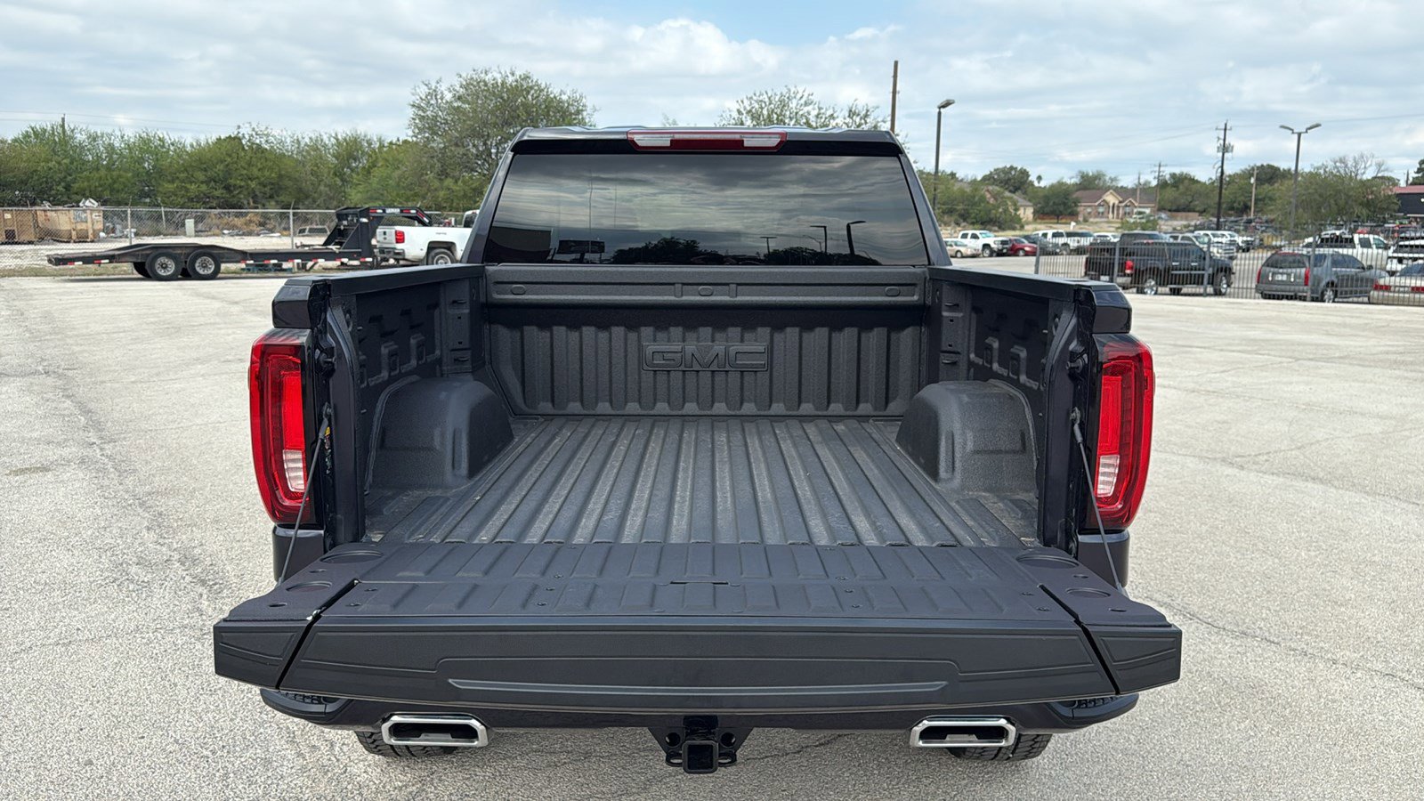 New 2026 GMC Sierra 1500 AT4 image 24