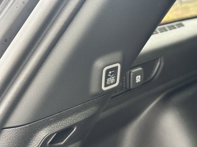 New 2026 Jeep Grand Cherokee Limited w/ Luxury Tech Group II RWD image 20