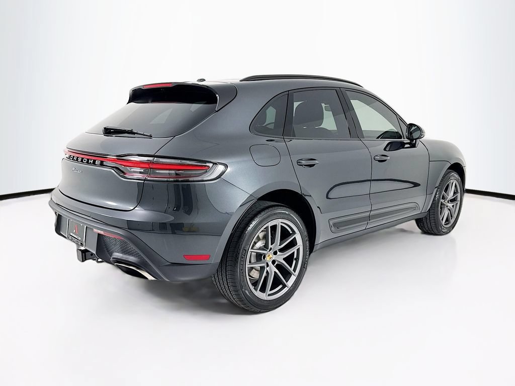 New 2026 Porsche Macan AWD/4WD image 9