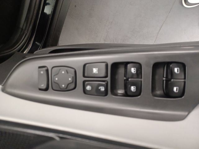 Used 2023 Chevrolet TrailBlazer LT FWD image 15