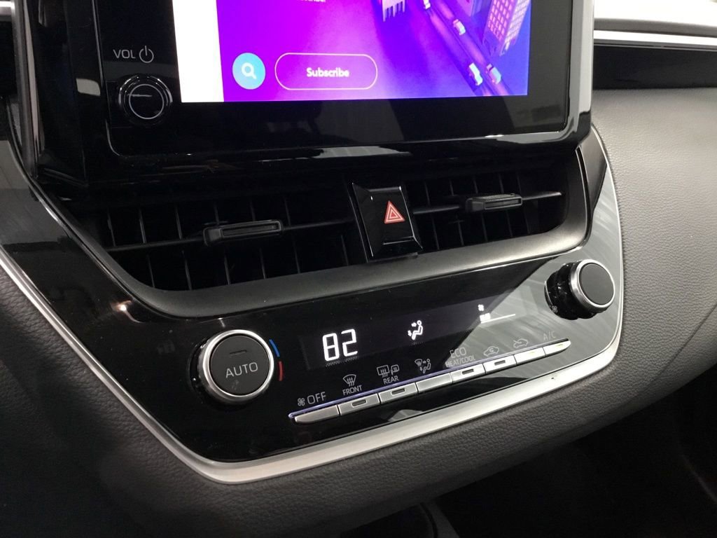 Used 2024 Toyota Corolla LE w/ LE Convenience Package image 15