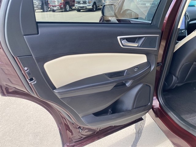 Used 2024 Ford Edge SEL w/ Convenience Package image 18
