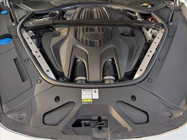 Used 2022 Porsche Panamera image 22
