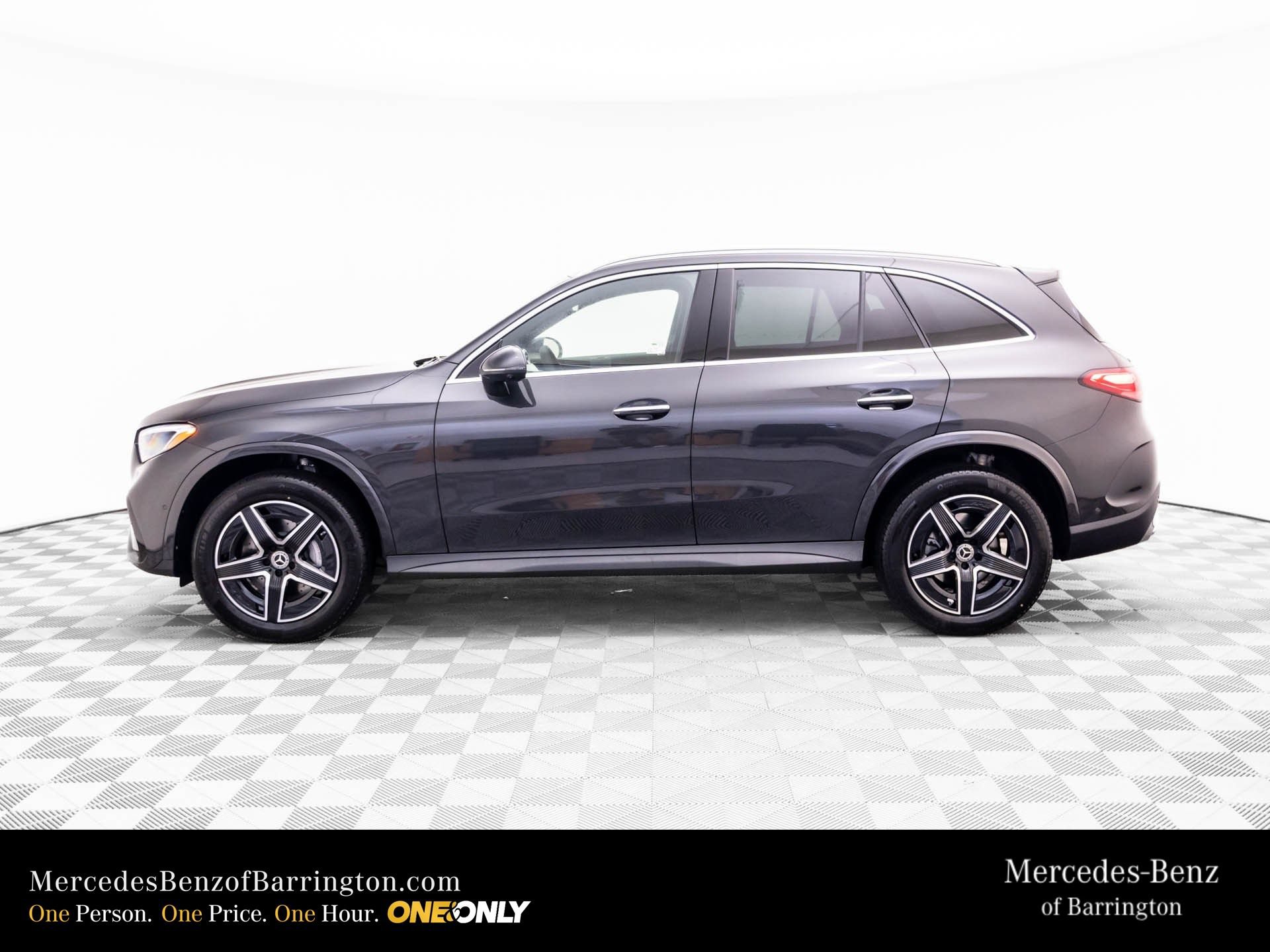 New 2026 Mercedes-Benz GLC 300 4MATIC image 2