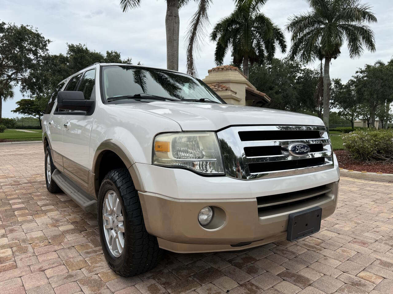 Used 2013 Ford Expedition XLT