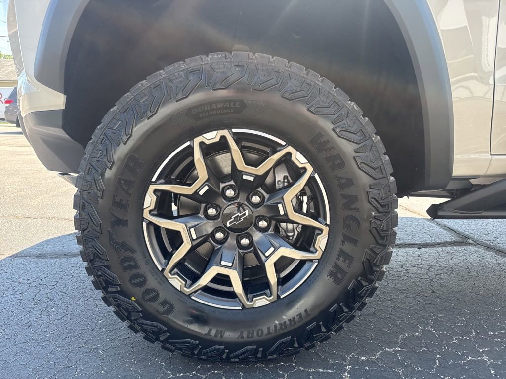 New 2026 Chevrolet Colorado ZR2 AWD/4WD image 12