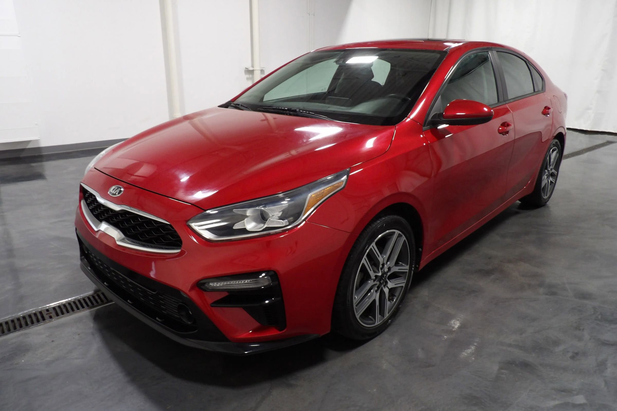 Used 2019 Kia Forte S w/ S Premium Package FWD image 3