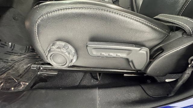 Used 2019 Jeep Wrangler Unlimited Sahara AWD/4WD image 11