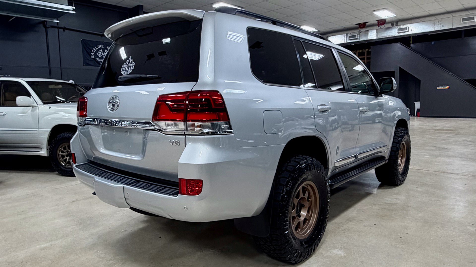 Used 2016 Toyota Land Cruiser AWD/4WD image 13