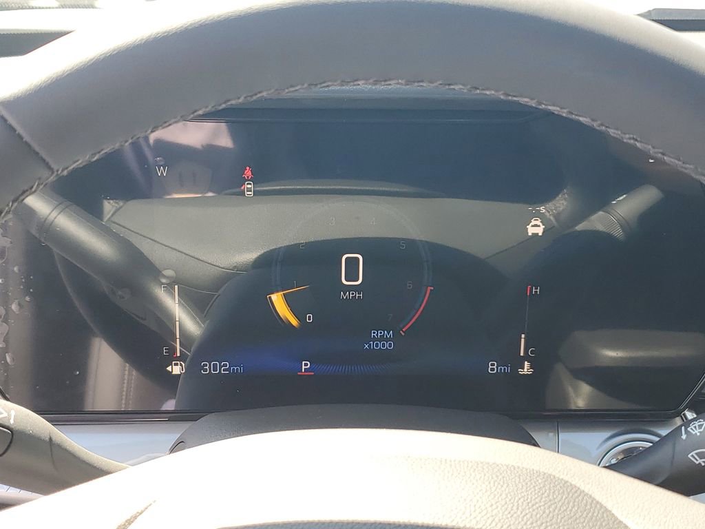New 2026 Chevrolet Trax LT w/ Sunroof Package image 32