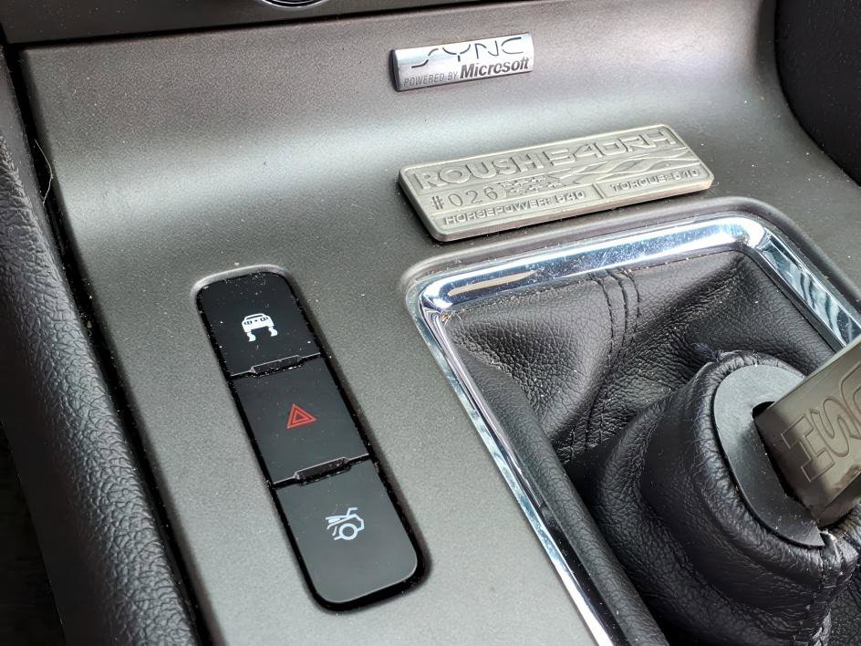 Used 2010 Ford Mustang GT image 22