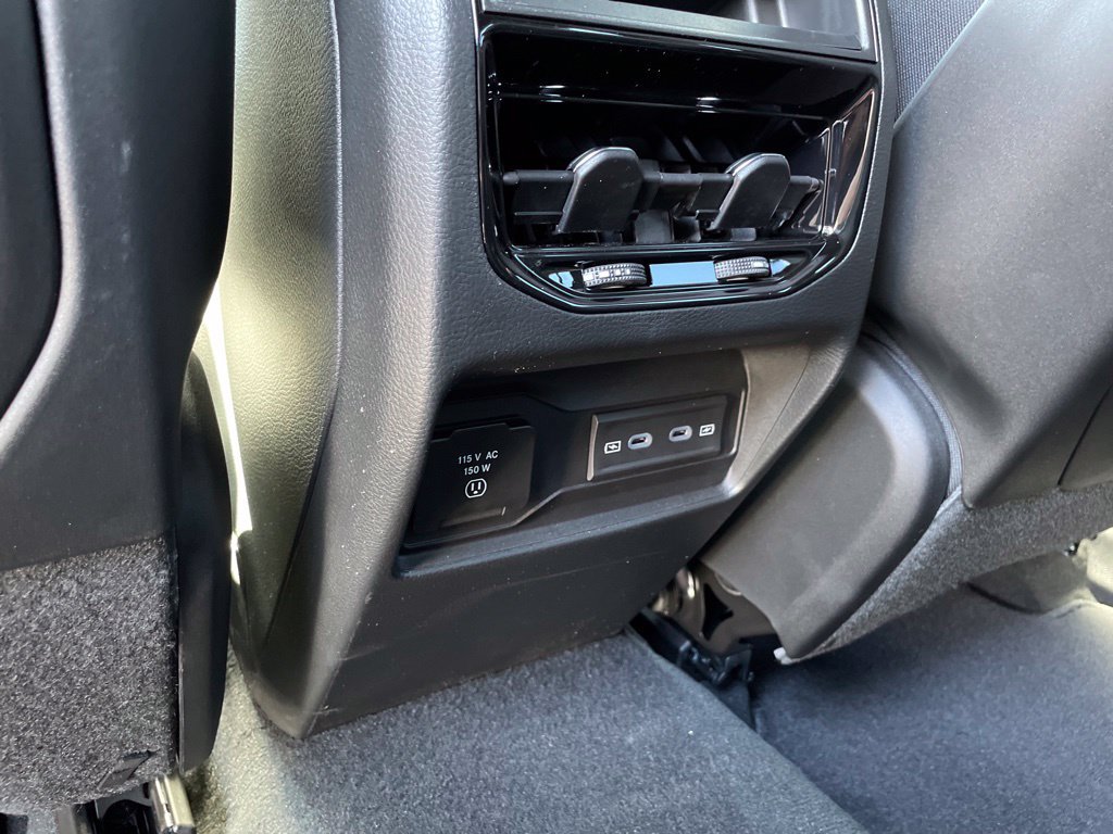 New 2027 Jeep Grand Cherokee Altitude AWD/4WD image 13