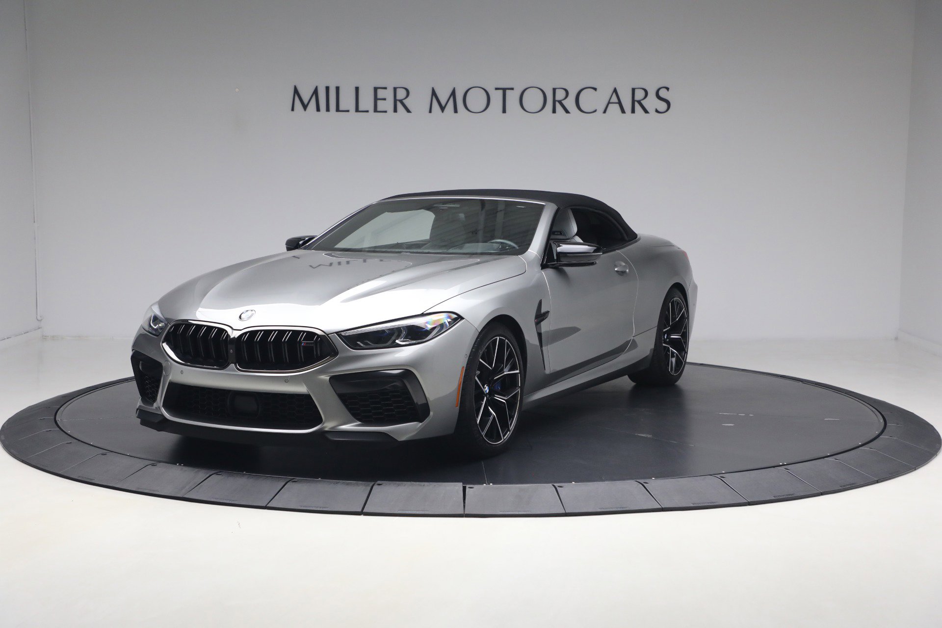 Used 2022 BMW M8 Competition AWD/4WD image 23