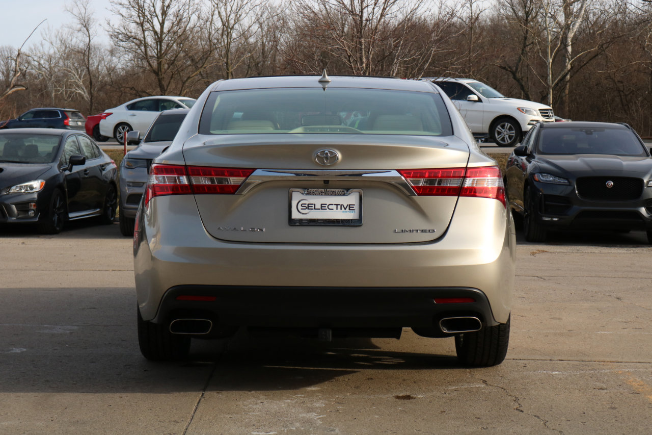 Used 2014 Toyota Avalon Limited image 7