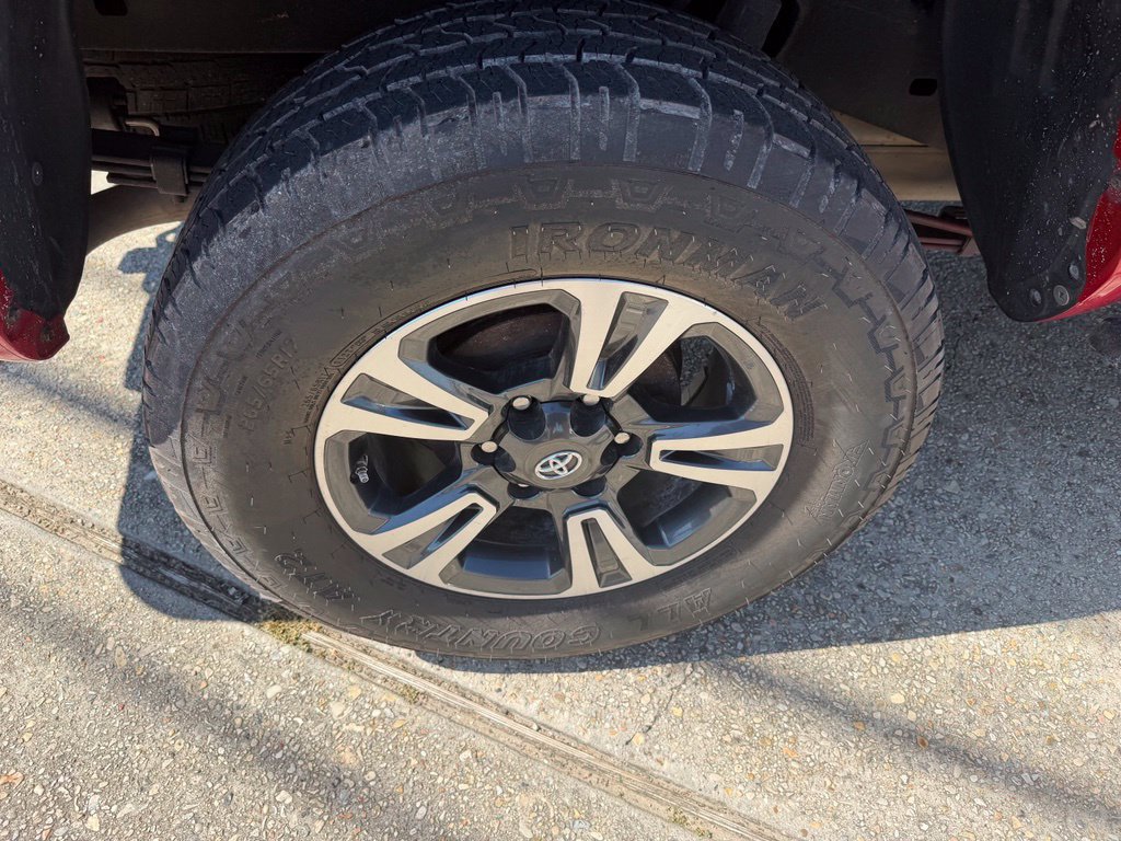Used 2019 Toyota Tacoma TRD Sport RWD image 19