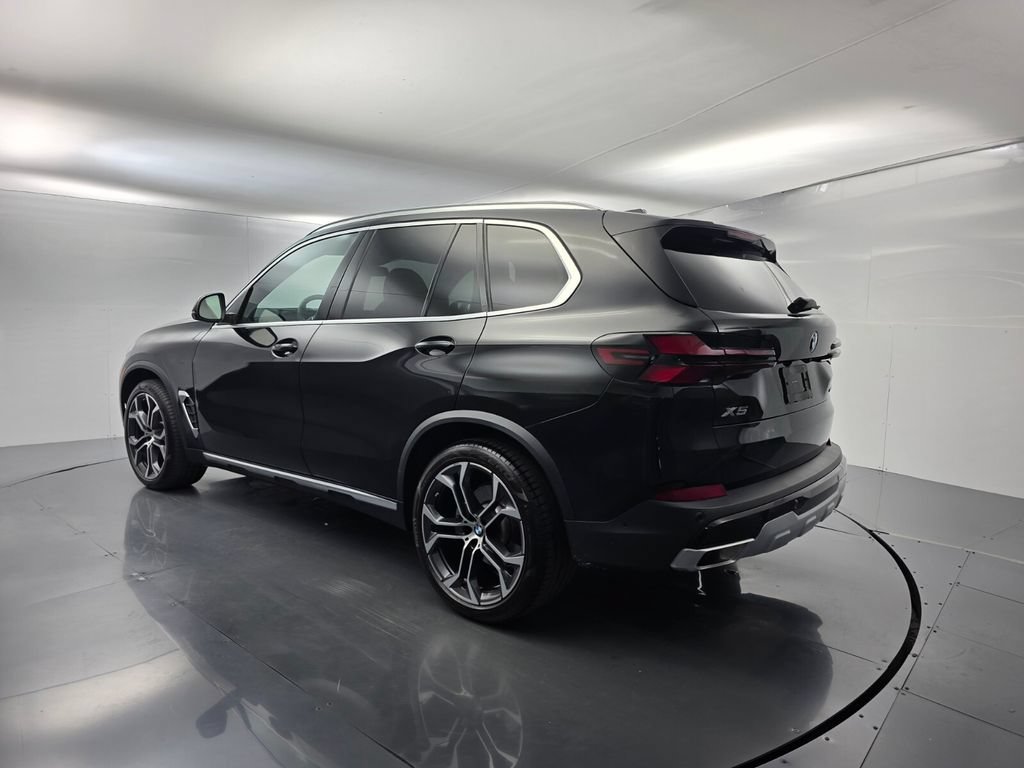 Certified 2025 BMW X5 sDrive40i w/ Premium Package RWD image 6