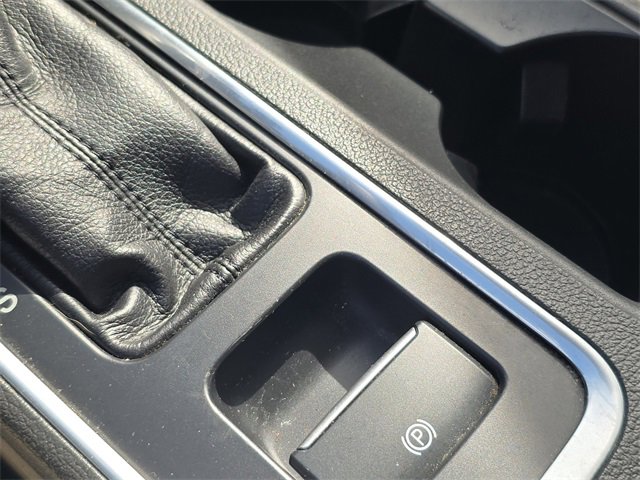 Used 2018 Ford Escape SE image 27