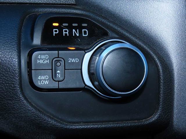 Used 2024 RAM 2500 Tradesman w/ Chrome Appearance Group image 31