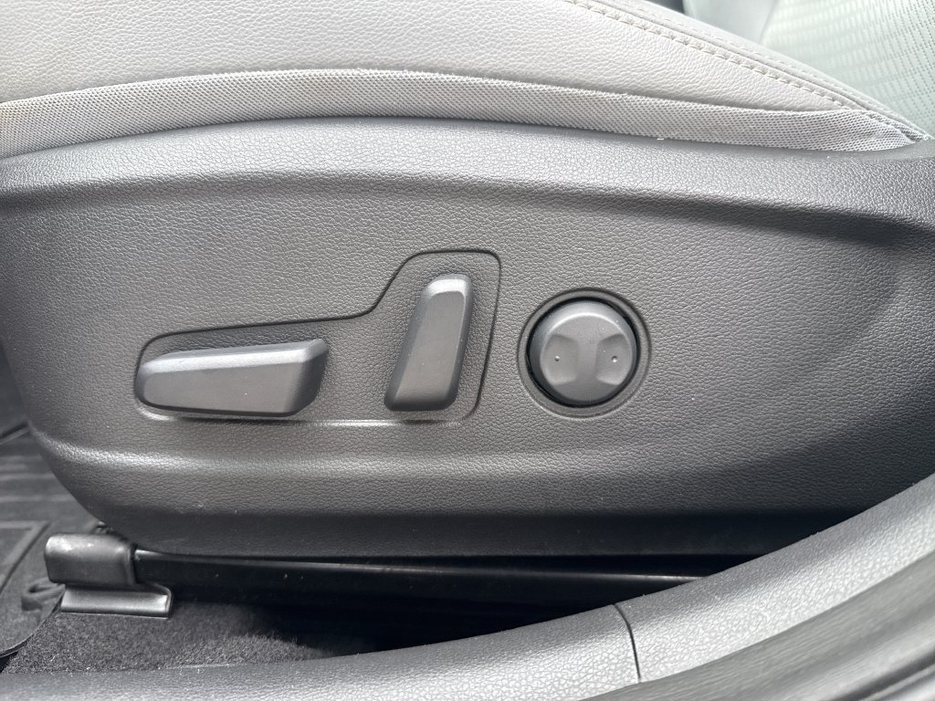 Used 2020 Hyundai Kona Ultimate FWD image 13