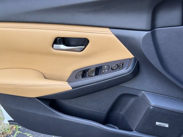 Used 2025 Nissan Sentra SV w/ SV Premium Package FWD image 13