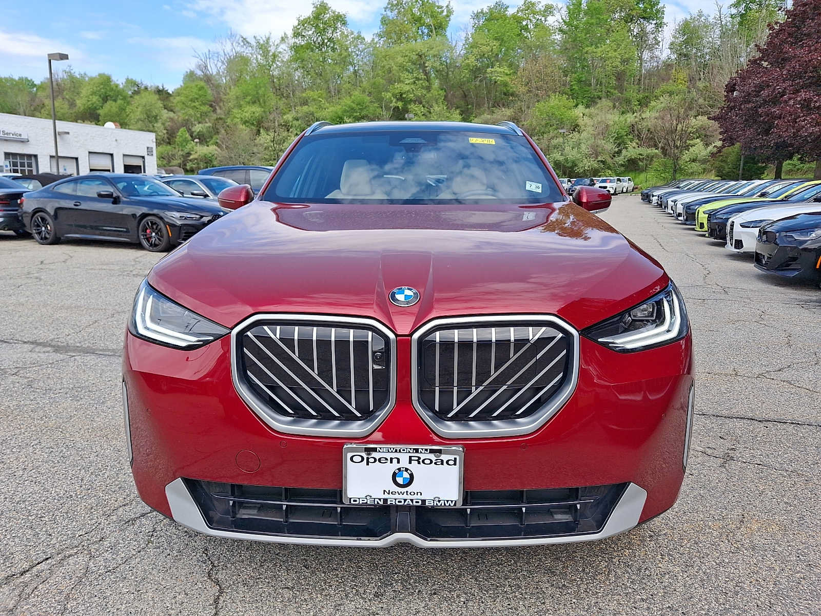 Used 2025 BMW X3 xDrive30i w/ Premium Package AWD/4WD image 2