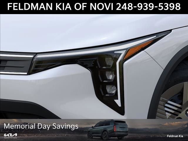 New 2026 Kia K4 FWD image 10